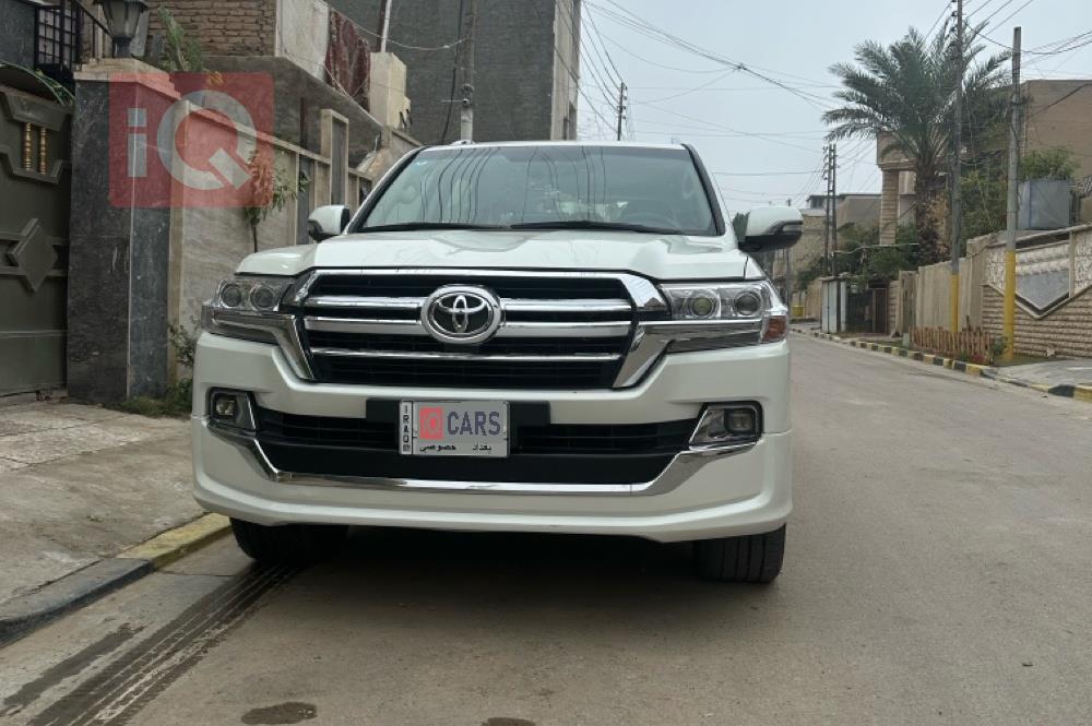 تويوتا لاندكروزر